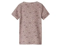 Lilla kortærmet t-shirt bag fra med print af små guldsmede fra Name It 13246999 purple dove